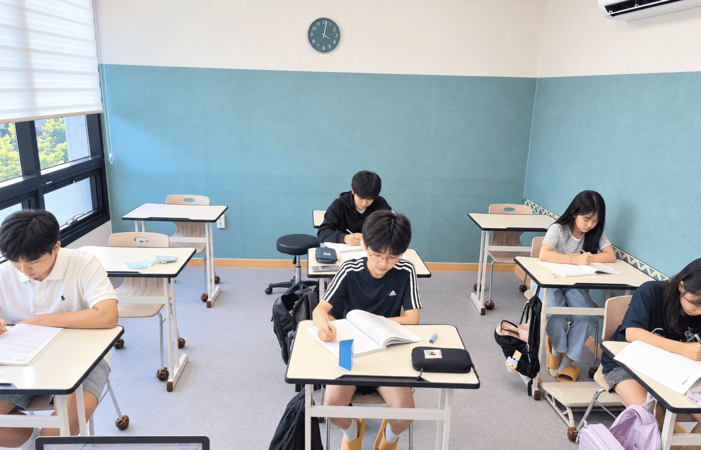 입구